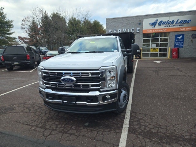 2026 Ford Super Duty F-550 DRW XL 4WD Reg Cab 205 WB 120 CA