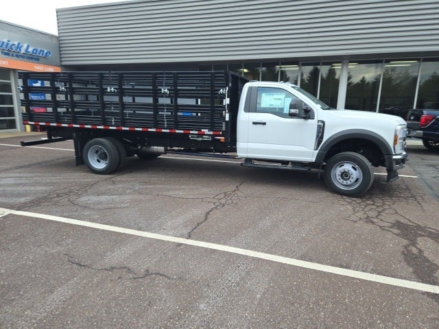 2026 Ford Super Duty F-550 DRW XL 4WD Reg Cab 205 WB 120 CA