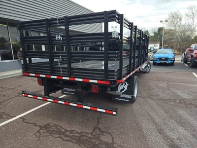 2026 Ford Super Duty F-550 DRW XL 4WD Reg Cab 205 WB 120 CA