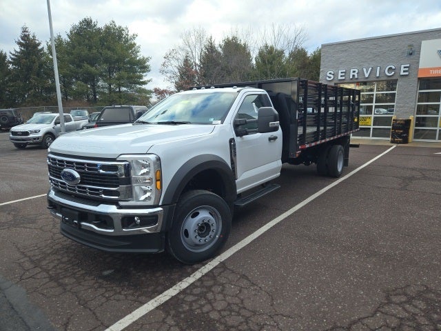 2026 Ford Super Duty F-550 DRW XL 4WD Reg Cab 205 WB 120 CA