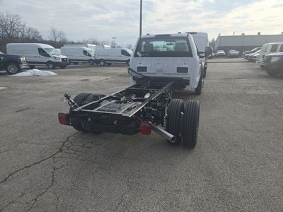 2026 Ford Super Duty F-550 DRW XL 4WD Reg Cab 169 WB 84 CA