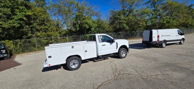 2026 Ford Super Duty F-350 SRW XL 4WD Reg Cab 145 WB 60 CA
