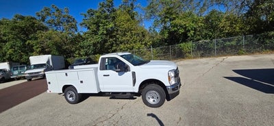 2026 Ford Super Duty F-350 SRW XL 4WD Reg Cab 145 WB 60 CA