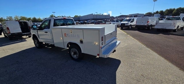 2026 Ford Super Duty F-350 SRW XL 4WD Reg Cab 145 WB 60 CA