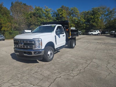 2026 Ford Super Duty F-350 DRW XL 4WD Reg Cab 145 WB 60 CA