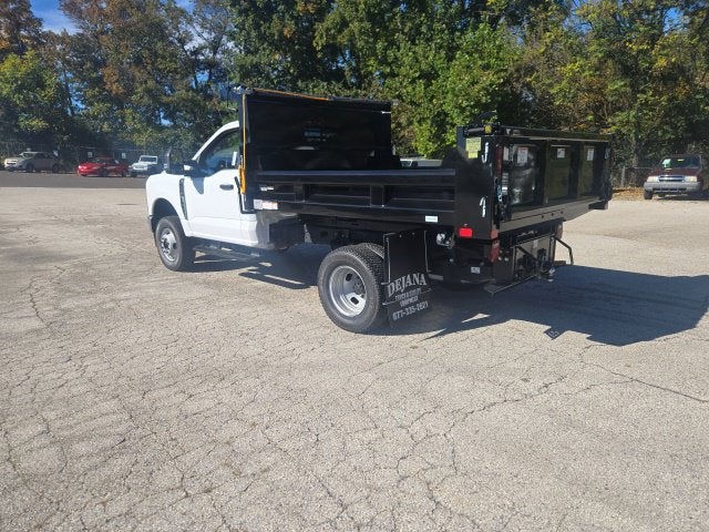 2026 Ford Super Duty F-350 DRW XL 4WD Reg Cab 145 WB 60 CA