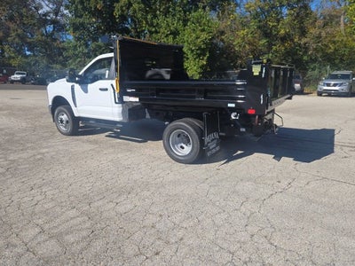 2026 Ford Super Duty F-350 DRW XL 4WD Reg Cab 145 WB 60 CA