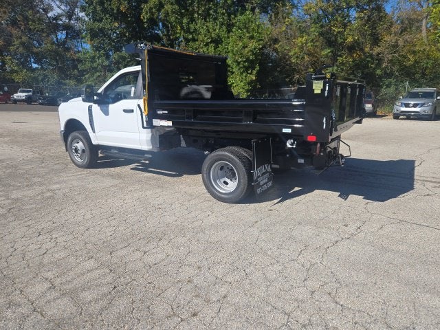 2026 Ford Super Duty F-350 DRW XL 4WD Reg Cab 145 WB 60 CA