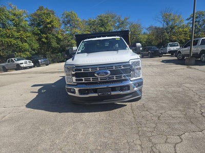 2026 Ford Super Duty F-350 DRW XL 4WD Reg Cab 145 WB 60 CA