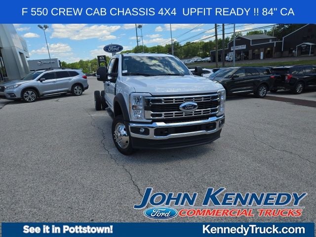 2026 Ford Super Duty F-550 DRW XL 4WD Crew Cab 203 WB 84 CA