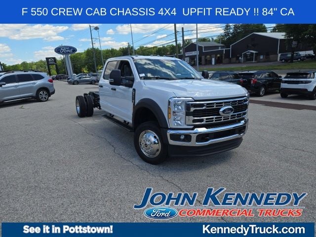 2026 Ford Super Duty F-550 DRW XL 4WD Crew Cab 203 WB 84 CA