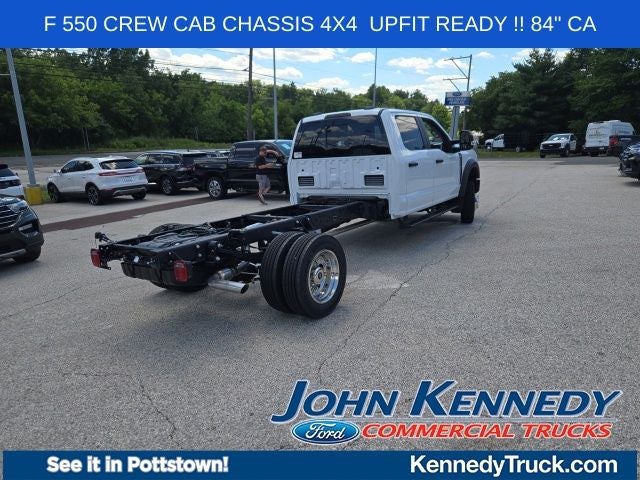 2026 Ford Super Duty F-550 DRW XL 4WD Crew Cab 203 WB 84 CA