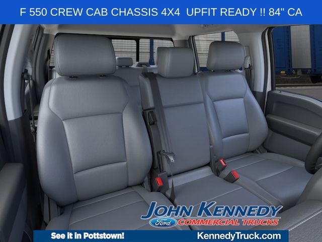 2026 Ford Super Duty F-550 DRW XL 4WD Crew Cab 203 WB 84 CA