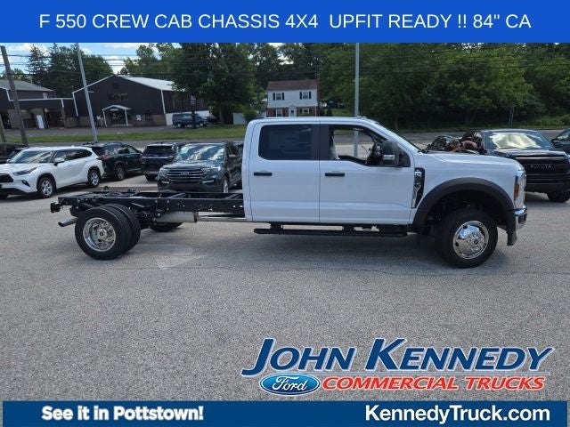 2026 Ford Super Duty F-550 DRW XL 4WD Crew Cab 203 WB 84 CA