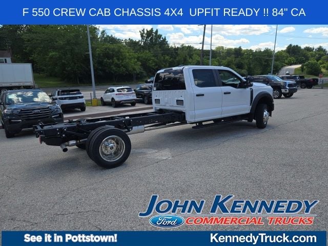 2026 Ford Super Duty F-550 DRW XL 4WD Crew Cab 203 WB 84 CA