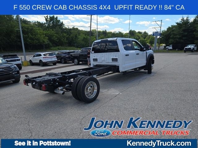 2026 Ford Super Duty F-550 DRW XL 4WD Crew Cab 203 WB 84 CA