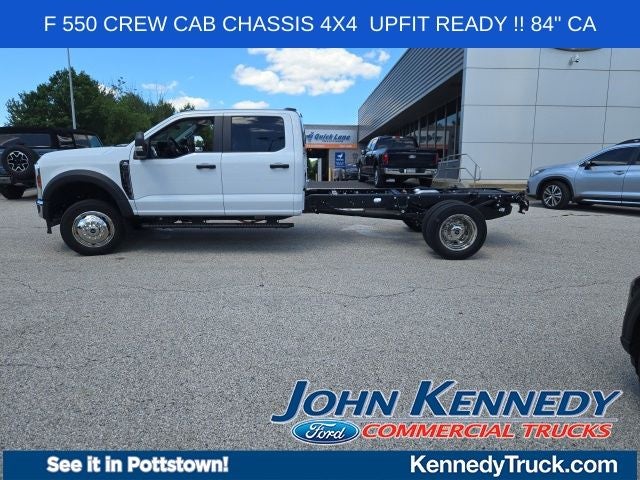 2026 Ford Super Duty F-550 DRW XL 4WD Crew Cab 203 WB 84 CA