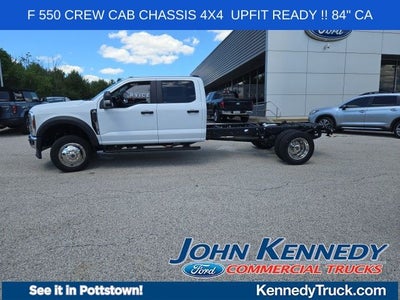 2026 Ford Super Duty F-550 DRW XL 4WD Crew Cab 203 WB 84 CA