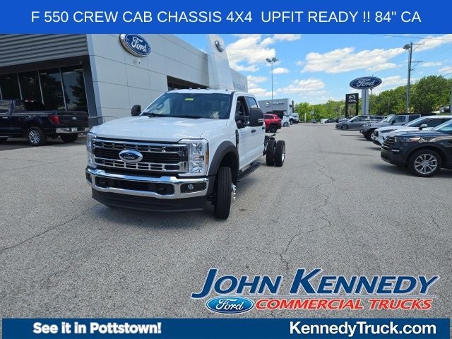 2026 Ford Super Duty F-550 DRW XL 4WD Crew Cab 203 WB 84 CA
