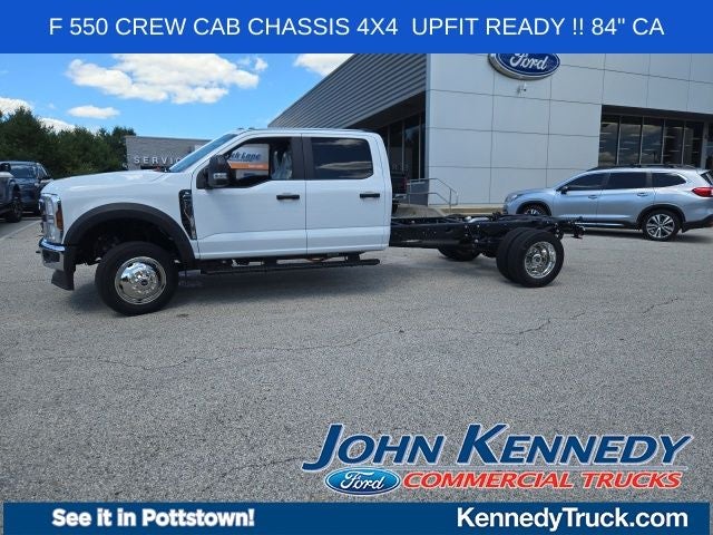 2026 Ford Super Duty F-550 DRW XL 4WD Crew Cab 203 WB 84 CA