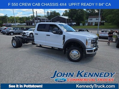 2026 Ford Super Duty F-550 DRW XL 4WD Crew Cab 203 WB 84 CA