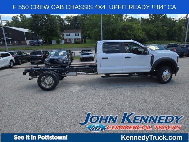 2026 Ford Super Duty F-550 DRW XL 4WD Crew Cab 203 WB 84 CA