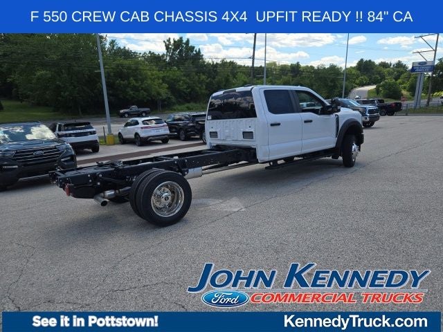 2026 Ford Super Duty F-550 DRW XL 4WD Crew Cab 203 WB 84 CA