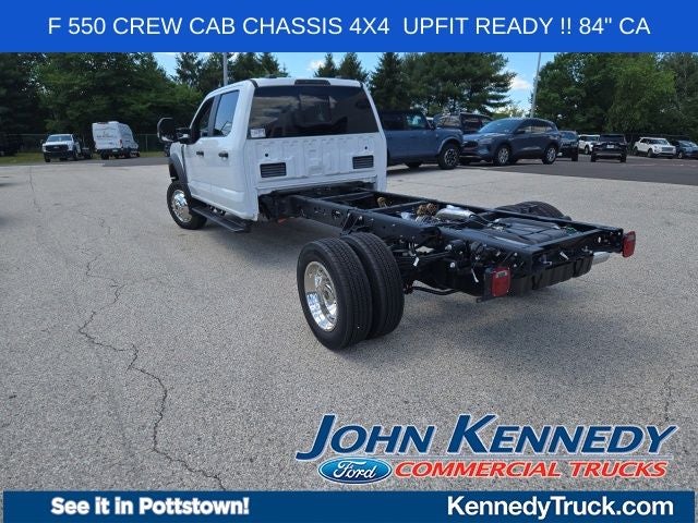 2026 Ford Super Duty F-550 DRW XL 4WD Crew Cab 203 WB 84 CA
