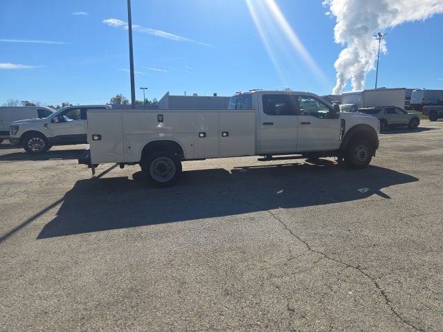 2026 Ford Super Duty F-550 DRW XL 4WD Crew Cab 203 WB 84 CA