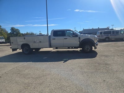 2026 Ford Super Duty F-550 DRW XL 4WD Crew Cab 203 WB 84 CA