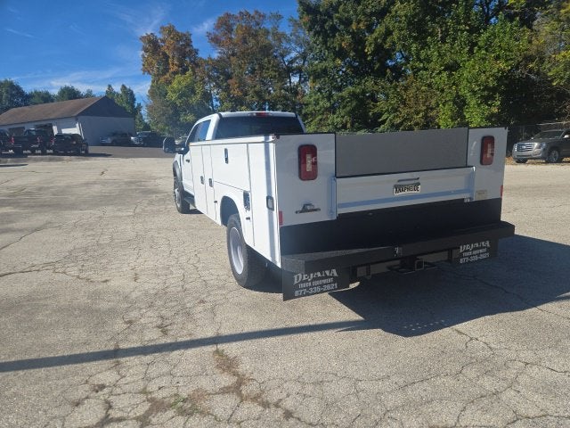 2026 Ford Super Duty F-550 DRW XL 4WD Crew Cab 203 WB 84 CA