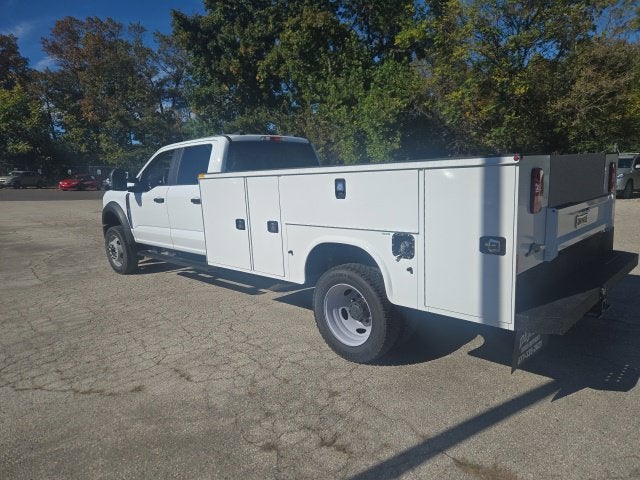 2026 Ford Super Duty F-550 DRW XL 4WD Crew Cab 203 WB 84 CA
