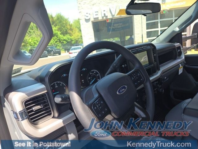 2024 Ford Super Duty F-550 DRW XL 4WD Reg Cab 145 WB 60 CA