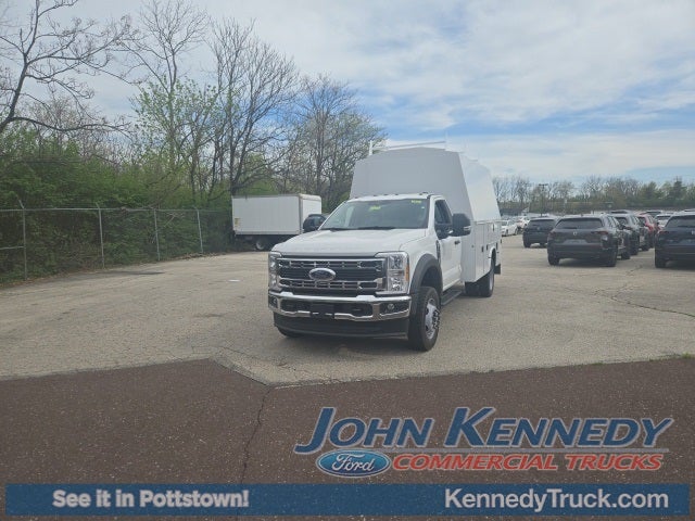 2024 Ford Super Duty F-550 DRW XL 4WD Reg Cab 145 WB 60 CA