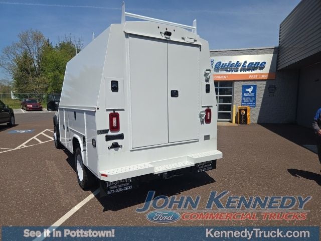 2024 Ford Super Duty F-550 DRW XL 4WD Reg Cab 145 WB 60 CA