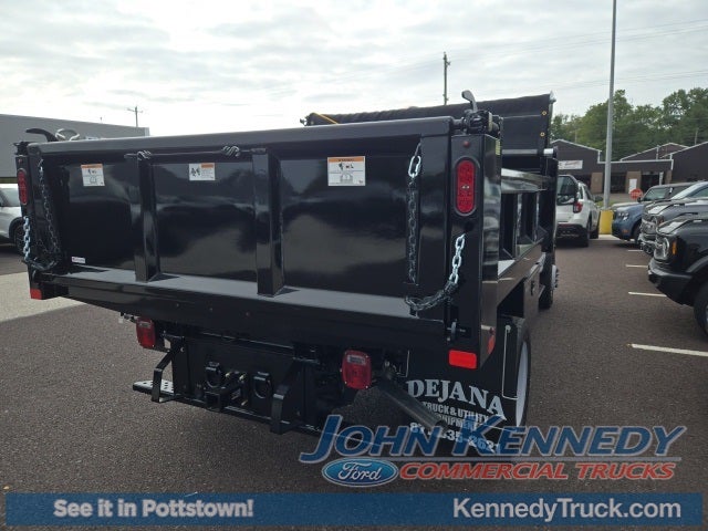 2024 Ford Super Duty F-550 DRW XL 4WD Reg Cab 145 WB 60 CA