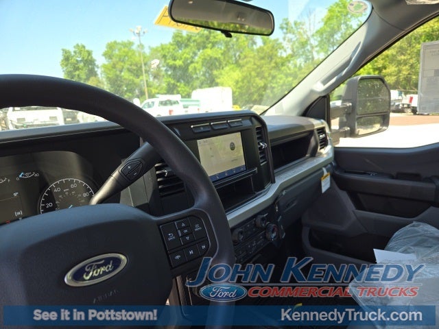 2024 Ford Super Duty F-550 DRW XL 4WD Reg Cab 145 WB 60 CA