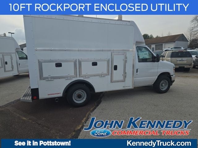 2026 Ford E-Series Cutaway E-350 SRW 138 WB