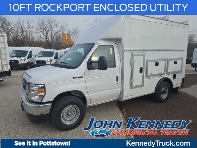 2026 Ford E-Series Cutaway E-350 SRW 138 WB