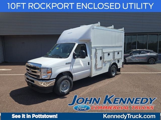 2026 Ford E-Series Cutaway E-350 SRW 138 WB