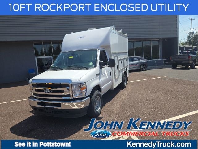 2026 Ford E-Series Cutaway E-350 SRW 138 WB