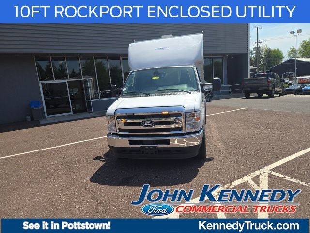 2026 Ford E-Series Cutaway E-350 SRW 138 WB