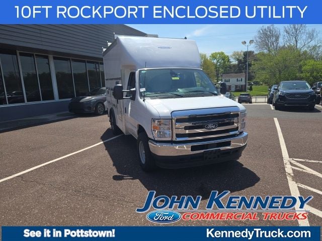2026 Ford E-Series Cutaway E-350 SRW 138 WB