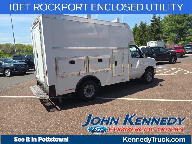 2026 Ford E-Series Cutaway E-350 SRW 138 WB
