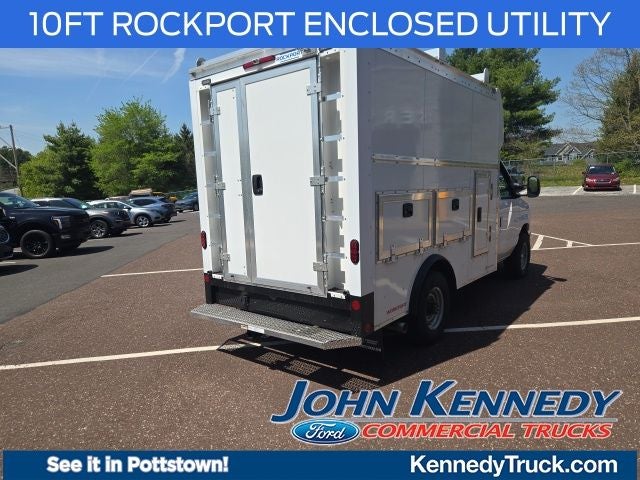 2026 Ford E-Series Cutaway E-350 SRW 138 WB