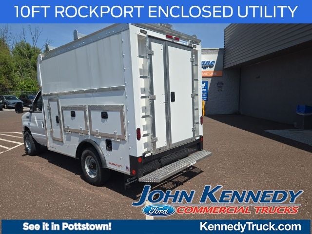 2026 Ford E-Series Cutaway E-350 SRW 138 WB