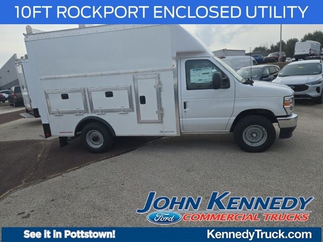 2026 Ford E-Series Cutaway E-350 SRW 138 WB