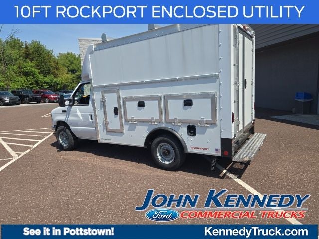 2026 Ford E-Series Cutaway E-350 SRW 138 WB