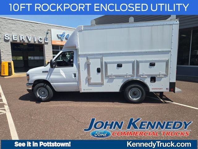 2026 Ford E-Series Cutaway E-350 SRW 138 WB