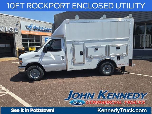 2026 Ford E-Series Cutaway E-350 SRW 138 WB